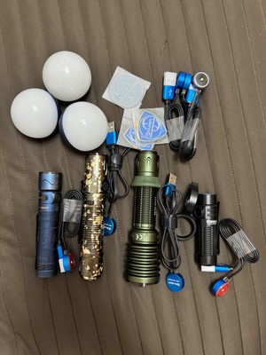 olight flashlight set