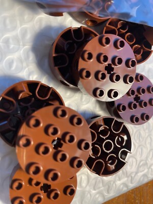 LEGO-NEW-6222-REDDISH BROWN-BRICK ROUND 4 X 4 W/PIN/AXLE HOLES-3 PIECES