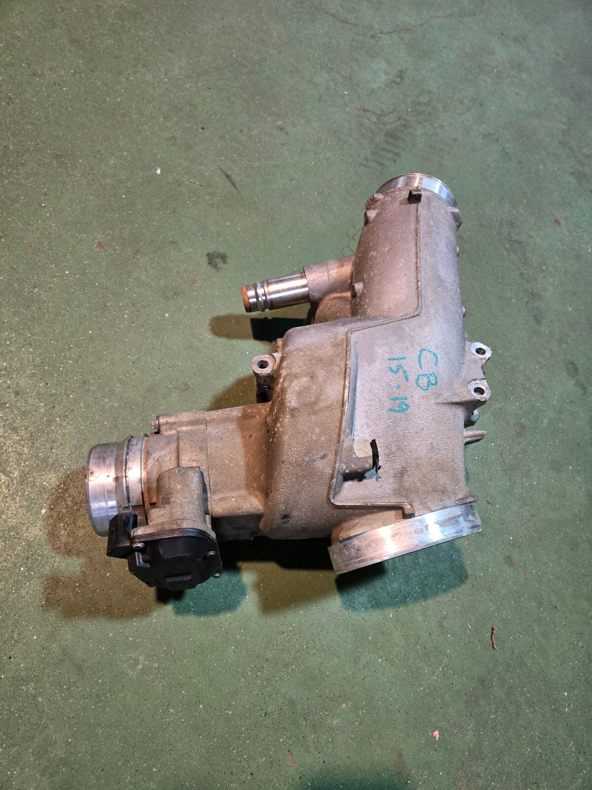 2015-2019 6.7L Powestroke Intake Assembly FC3Q-9K461-CB - Picture 4 of 6