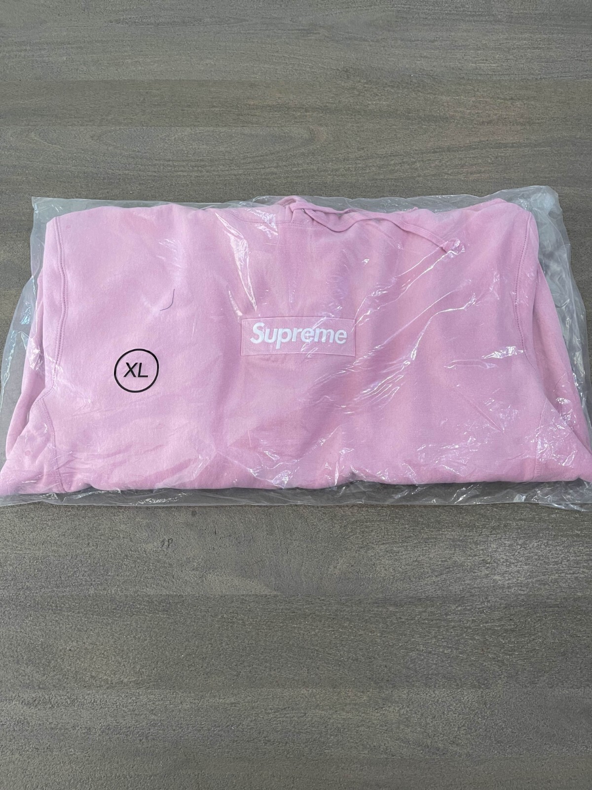 Size XL - Supreme Box Logo Hooded Sweatshirt Dusty Pink Size XL - Supreme Box Logo Hooded Sweatshirt Dusty Pink