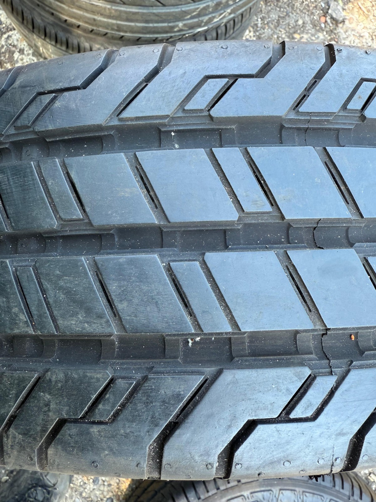 New 215 65 16C Continental, CVC 100, 106/104T, x1 Tyre (F1_tyres) YD152