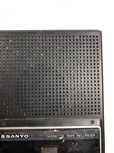 Vintage Sanyo Portable Cassette Recorder Slim 2 TESTED Drags