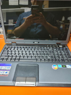 MSI MS-1683 A5000 Intel Celeron 3GB DDR2  nVidia 8200M G DVD/CD RW