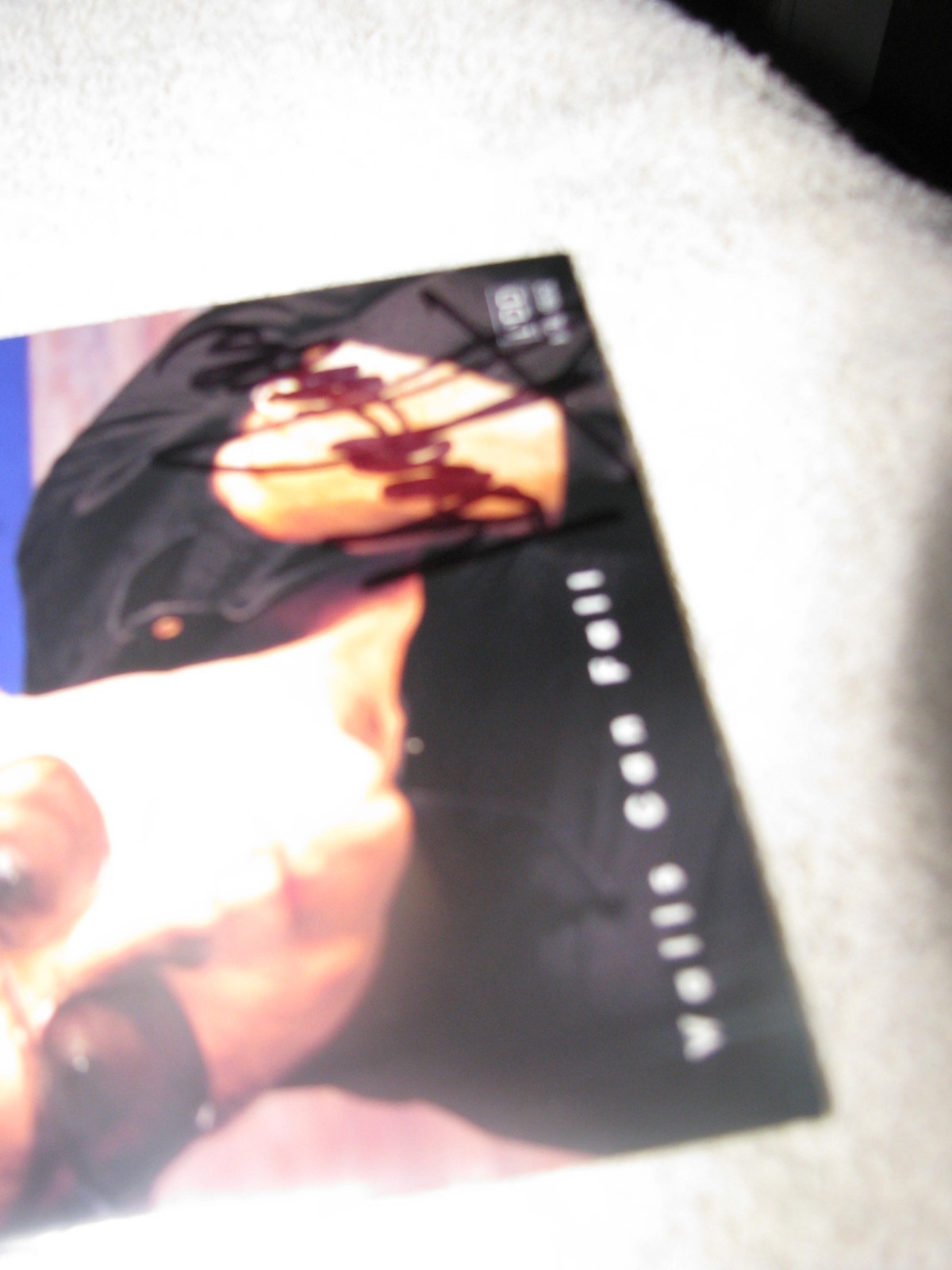 George Jones  autographed  CD  Walls Can Fall