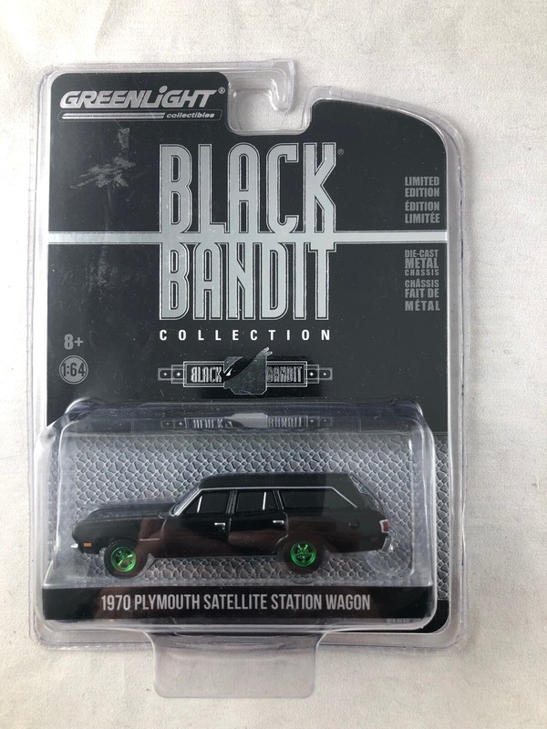 Greenlight Green Machine Chase 1970 Plymouth Satellite Station Wagon Black Bandi