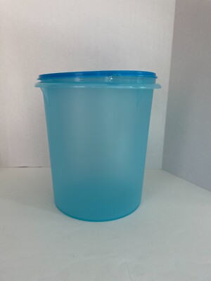 NEW TUPPERWARE BLUE JUMBO CANISTER W/PLAIN SEAL (w)
