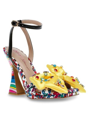 

BETSEY JOHNSON Женские желтые сандалии Loise с квадратным носком, смешанная техника, с драгоценными камнями, размер 7,5 м, Желтый, LOIS01S5