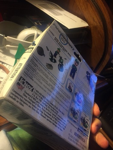 K'Nex Mario Kart Wii Luigi And Standard Bike Building Set Sealed 31pc Sealed