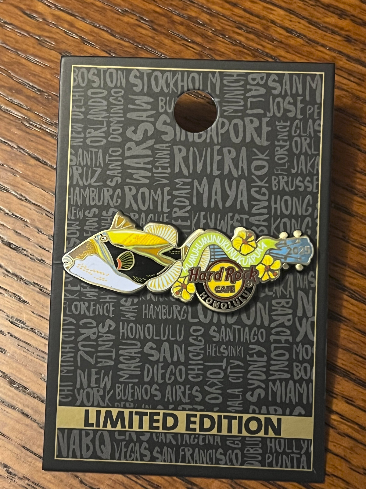 Laugh/ふぁんく　サイン付 Hard Rock Cafe Honolulu 2025 Humuhumunukunukuāpuaʻa Fish