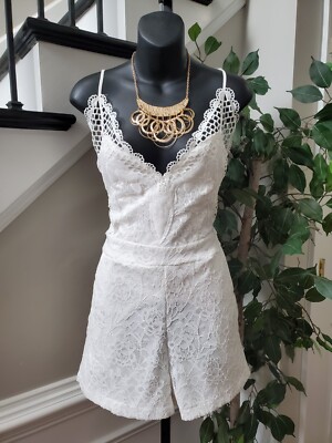 Opcao Women's White Floral 100% Polyester V-Neck Sleeveless Casual Romper Size M