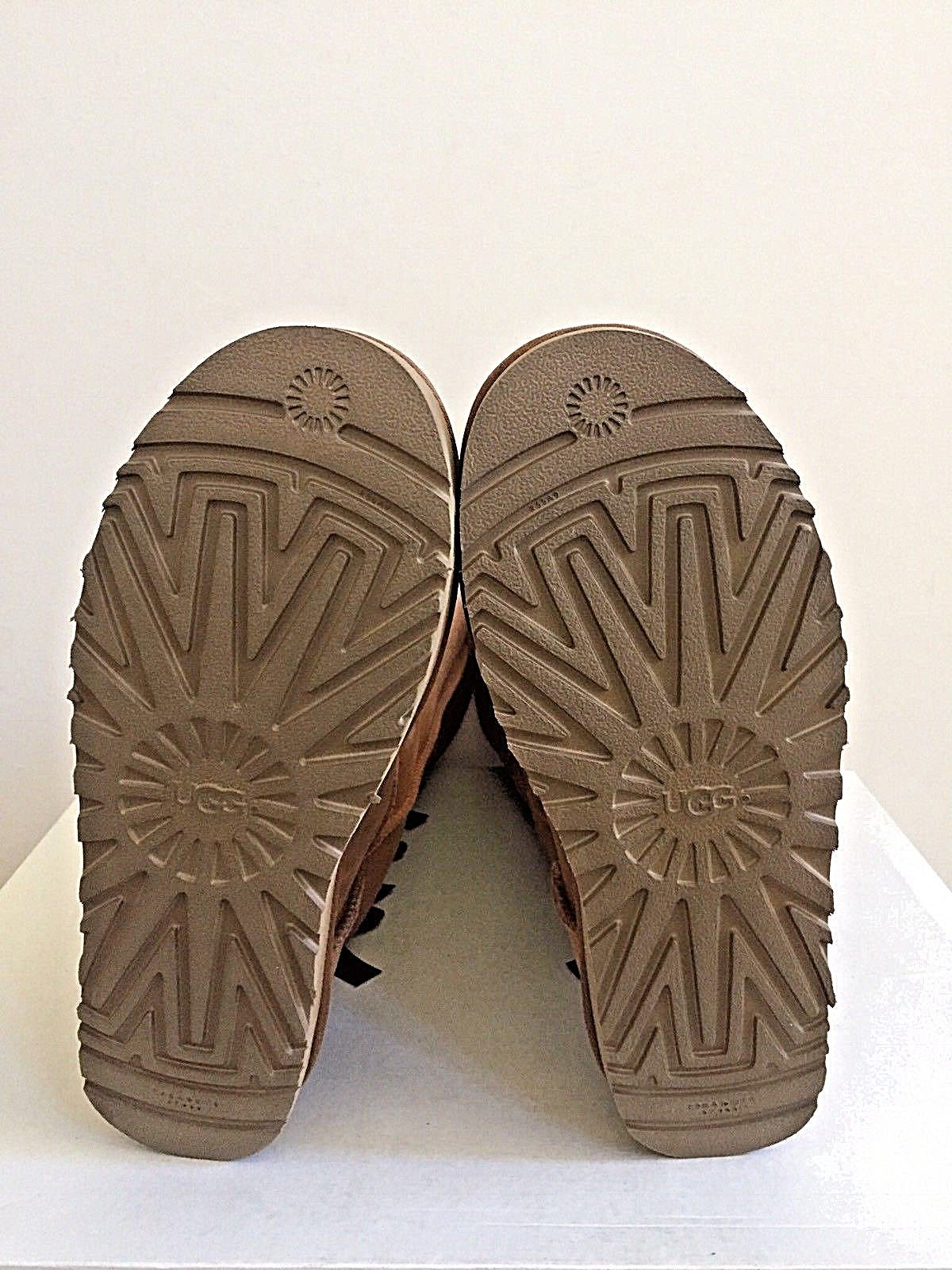 Pre-owned Ugg Bailey Bow Ii Tall Triplet Chestnut Water Resistant Usa 9 / Eu 40 / Uk 7.5 In Brown
