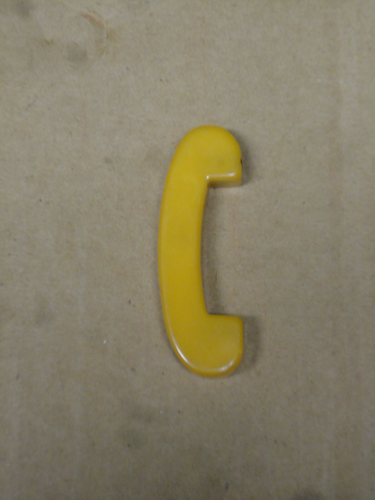 Vintage 1930's BUTTERSCOTCH BAKELITE CUPBOARD DOOR DRAWER HANDLE PULL HARDWARE