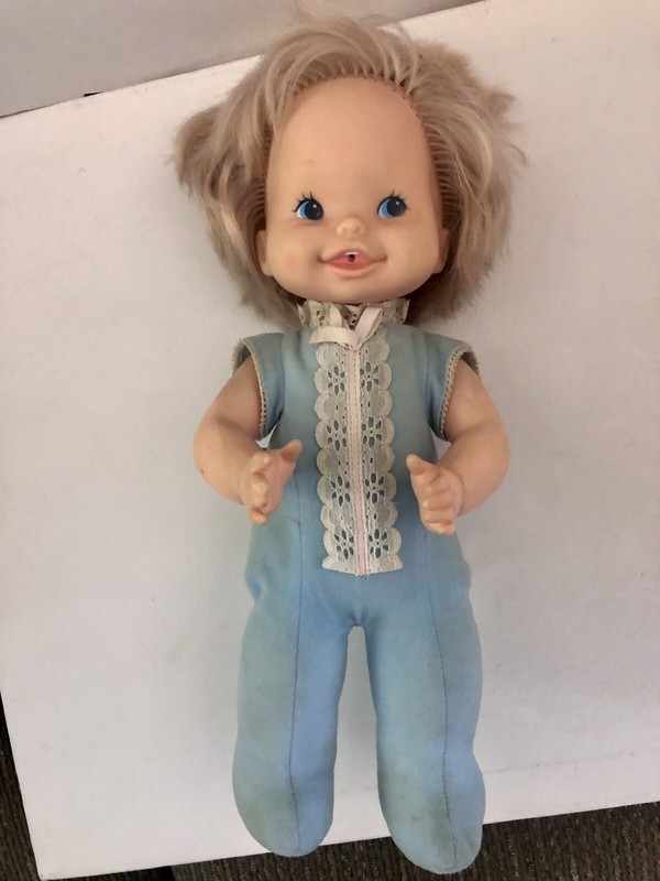 Vintage 1981 Mattel 14 Inch Bye Bye Diapers Clapping Doll