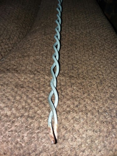 Vintage Primative Crafts Twisted Wire  Decor Steampunk Farm Barn Fence- 42