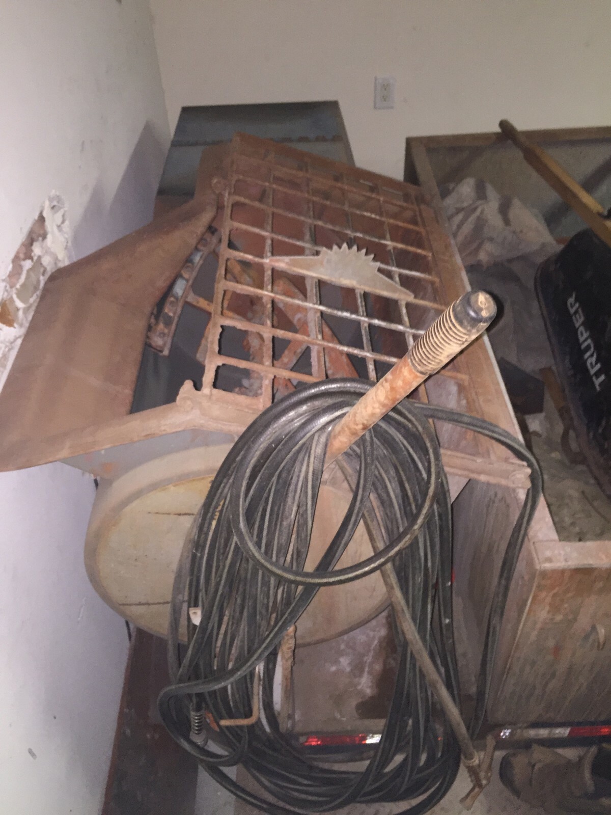 CONCRETE CURBING TRAILER LIL BUBBA