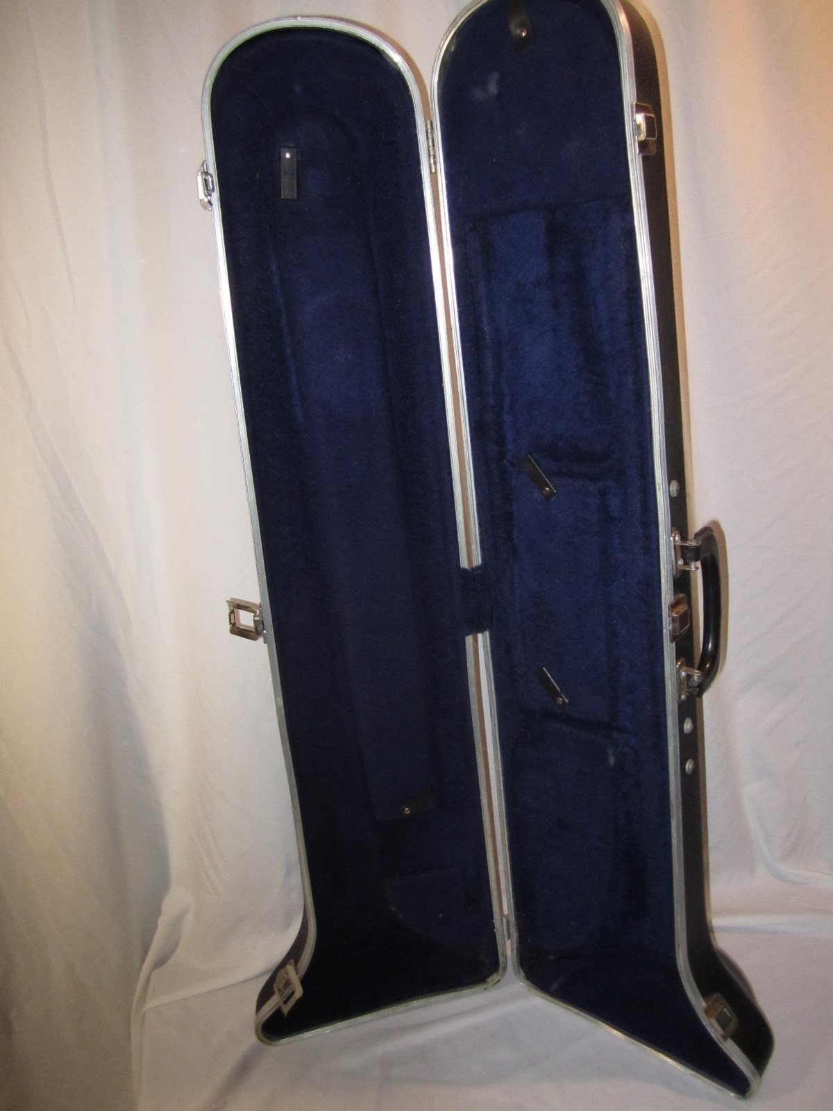 KING TROMBONE CASE FOR A KING CLEVELAND MODEL 606 TROMBONE