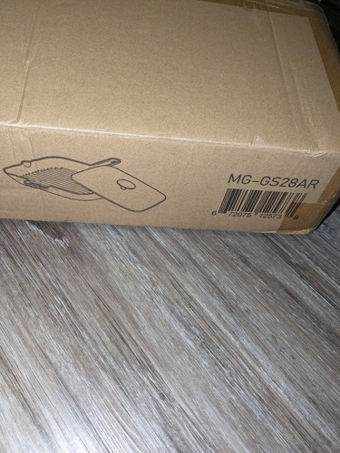 MegaChef 11 Inch Square Enamel Cast Iron Grill Pan w/ Matching Grill Press Red