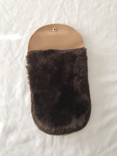 J.M. Sheepskin Hand Mitten Buffing Glove -1