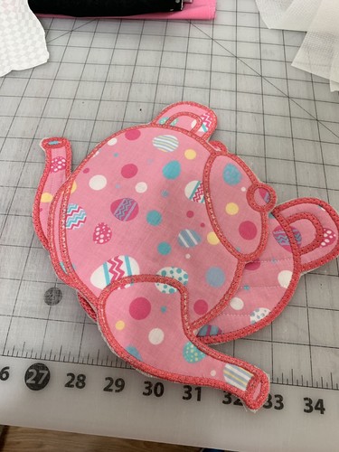 New Embroidered MUG RUG  Tea Pot With Easter Egg Print