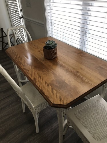 Heywood Wakefield Dinning Table And Chairs