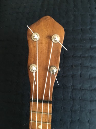 ANTIQUE MAXITONE BANJO UKE 1920S WITH RESONATOR UKULELE BANJOLELE