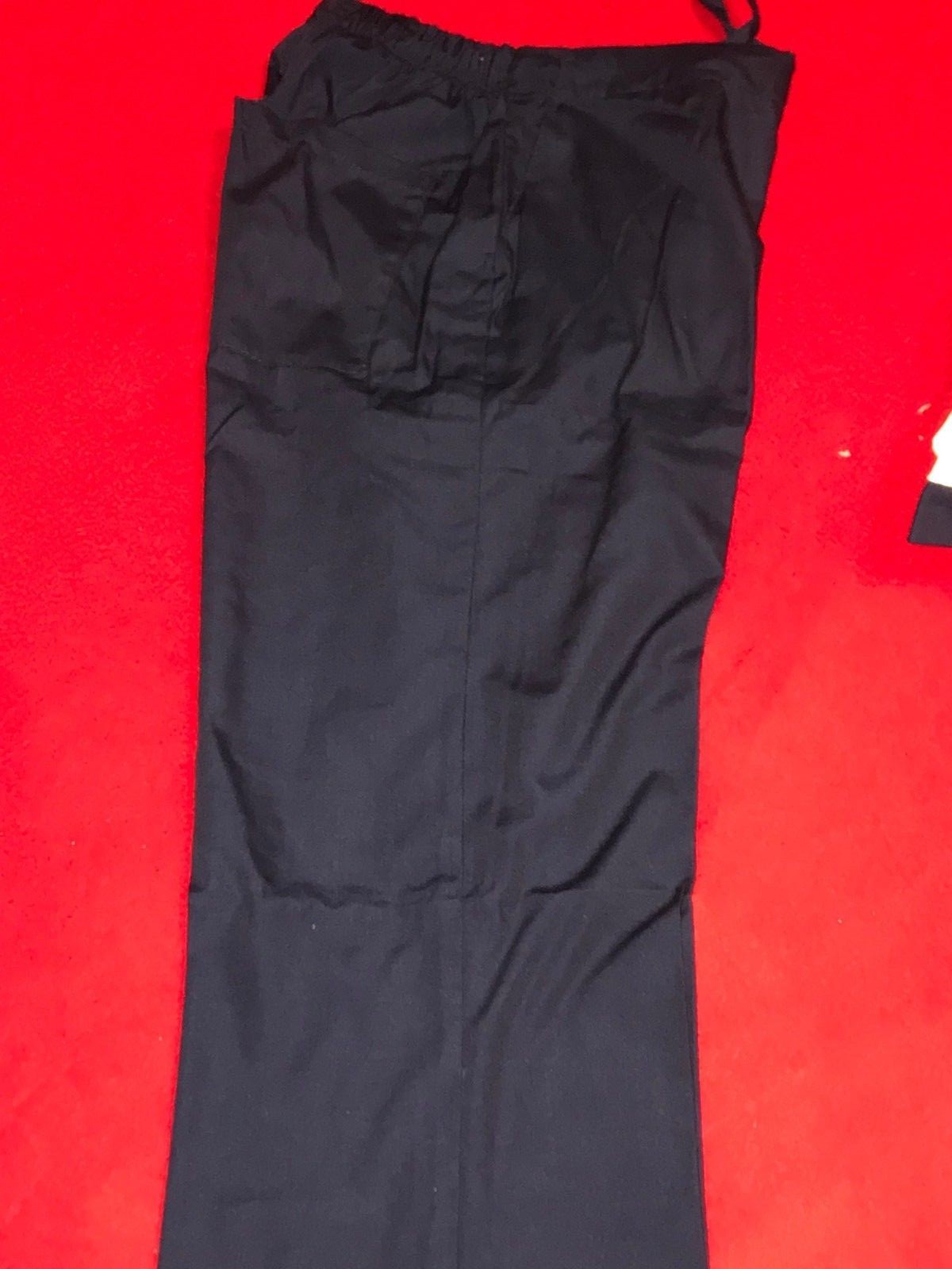 WOMENS SZ SML BLACK STAR SCRUBS MULTICOLOR U-NECK