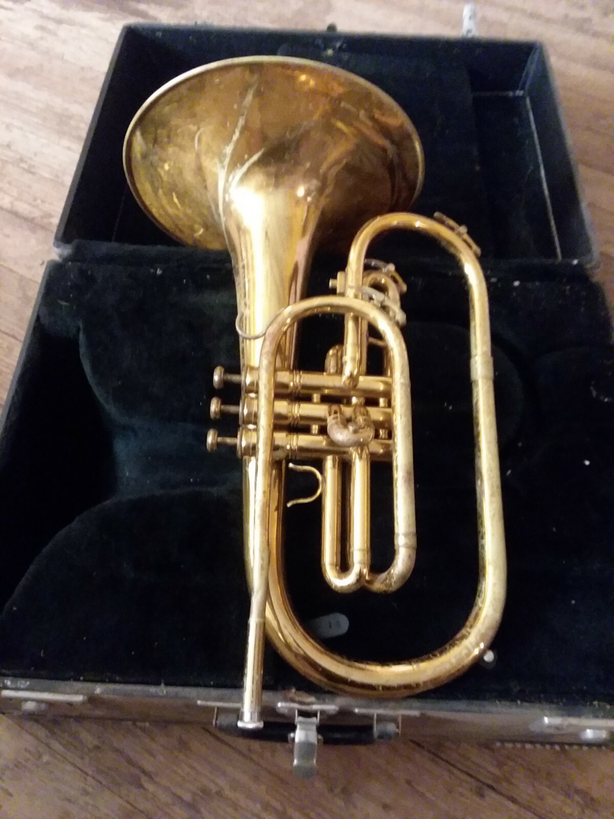 king 1120 marching brass french horn used