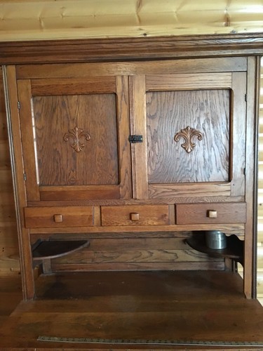 Late 1800s to Early 1900s Solid Red Oak Hooiser Cabinet Possum or Skunk Belly