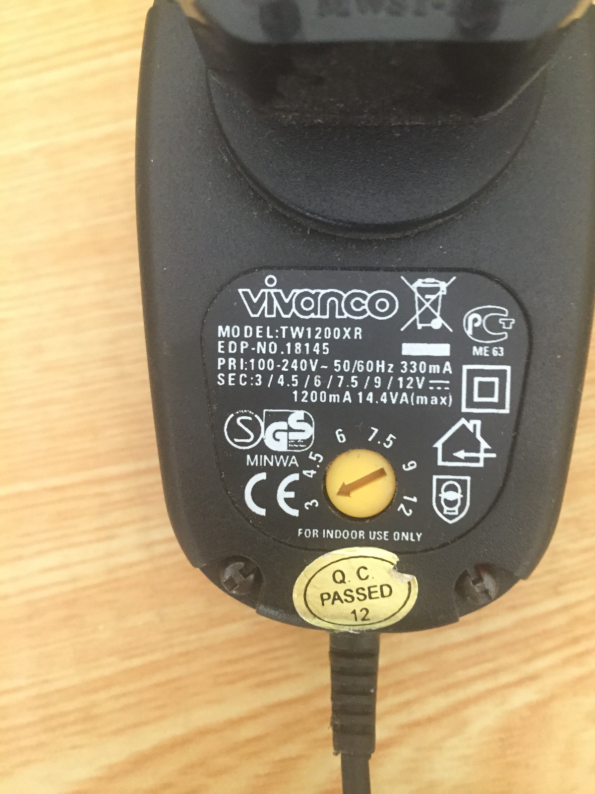 Vivanco TW1200XR FOREIGN Twist AC Adapter