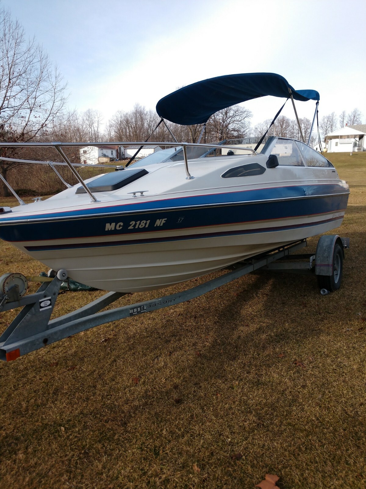 Bayliner Capri 1700 cuddy boat