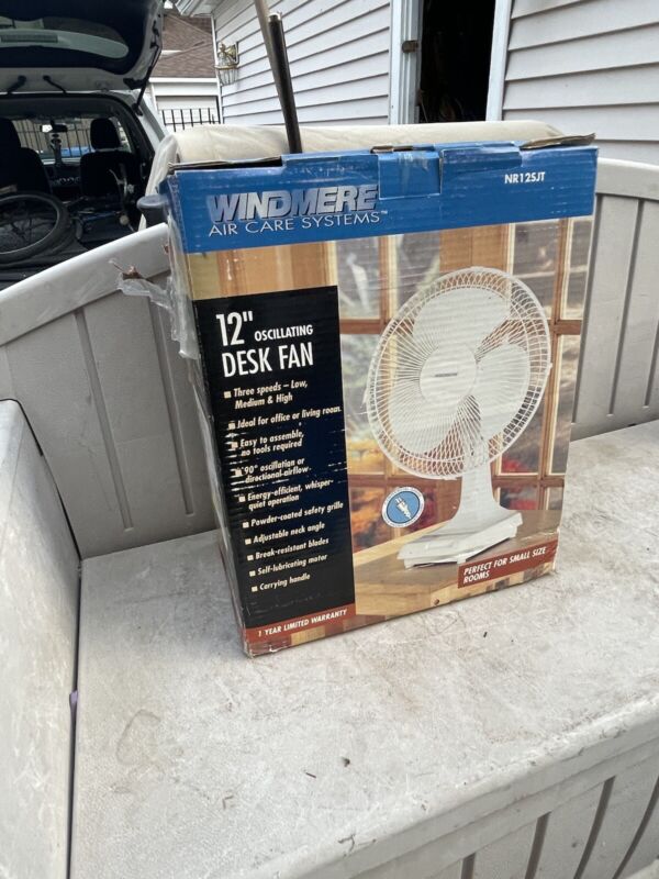 New Old Stock Windmere  3 Speed 12” Oscillating Fan Never Used From 2001