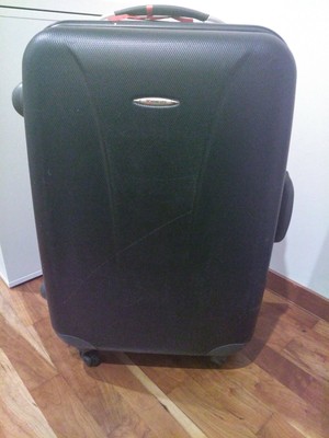 Valigie MODO by Roncato: Bagagli a mano e Trolley, Rigidi e Morbidi -  Official Store
