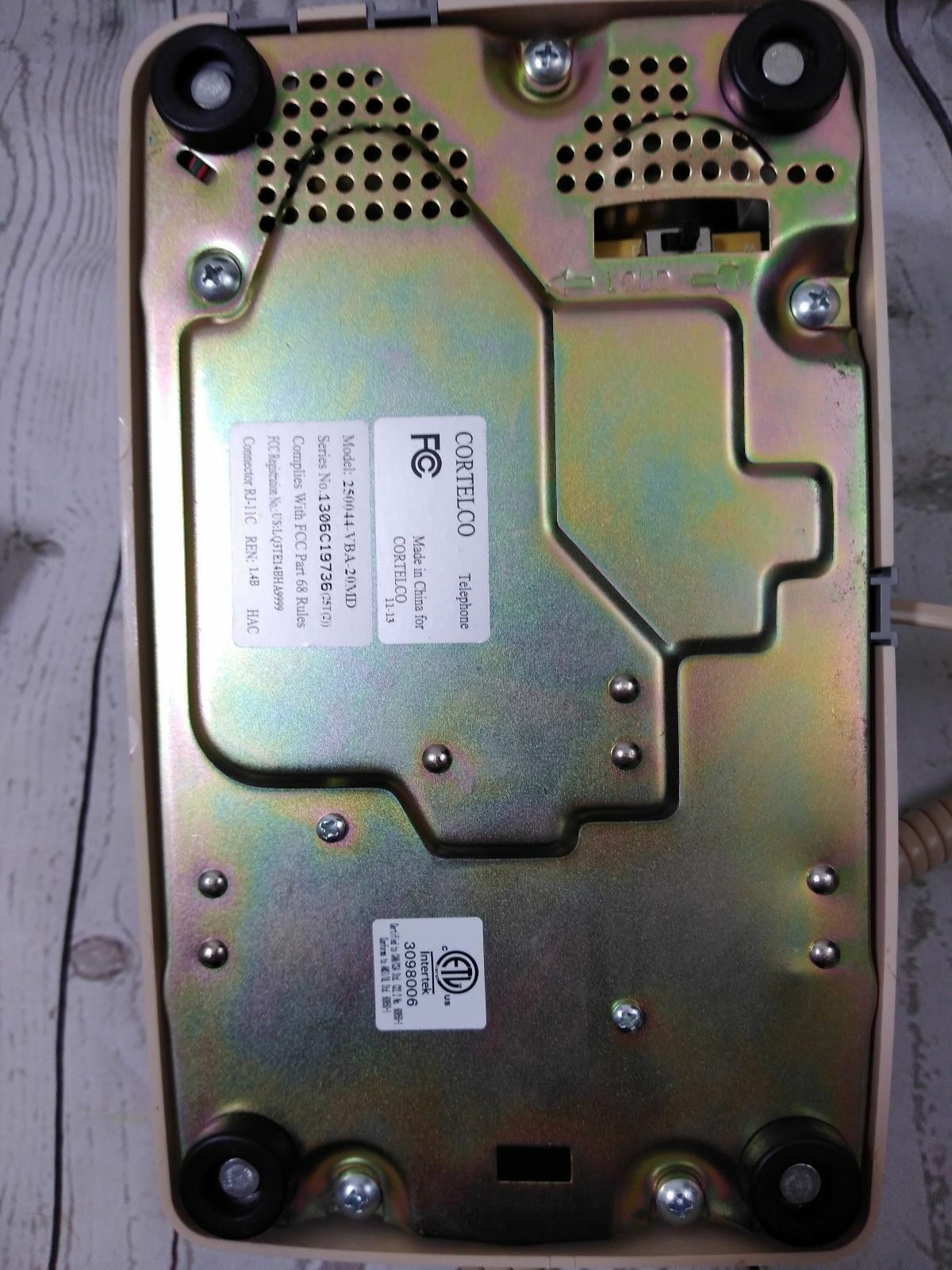 Pristine Cortelco 250000-VBA-20MD Standard Desk Telephone Black vintage rare