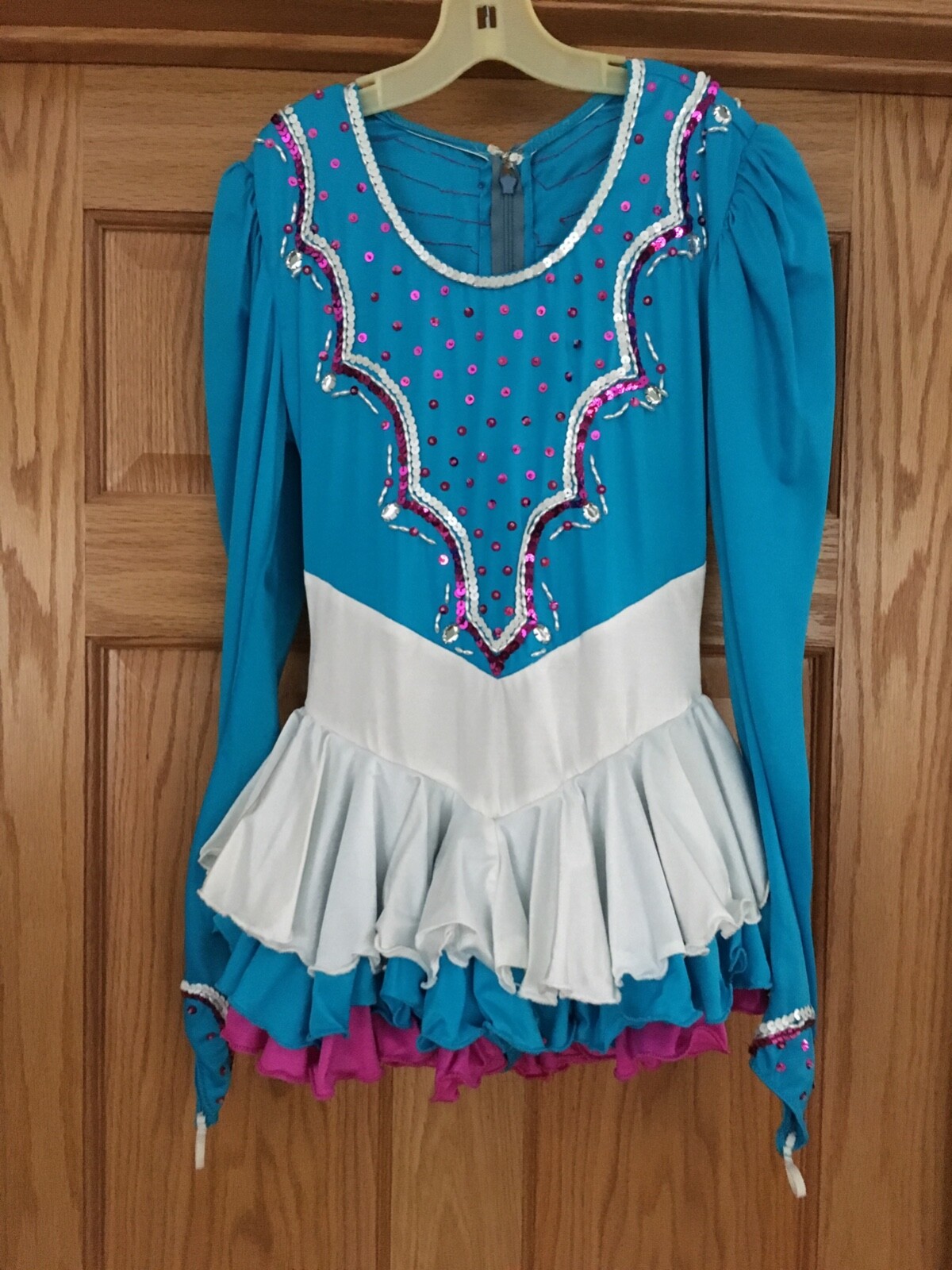 Competition Ice Figure Skating Dress Girls Tons of Glitz. Size 8-10
