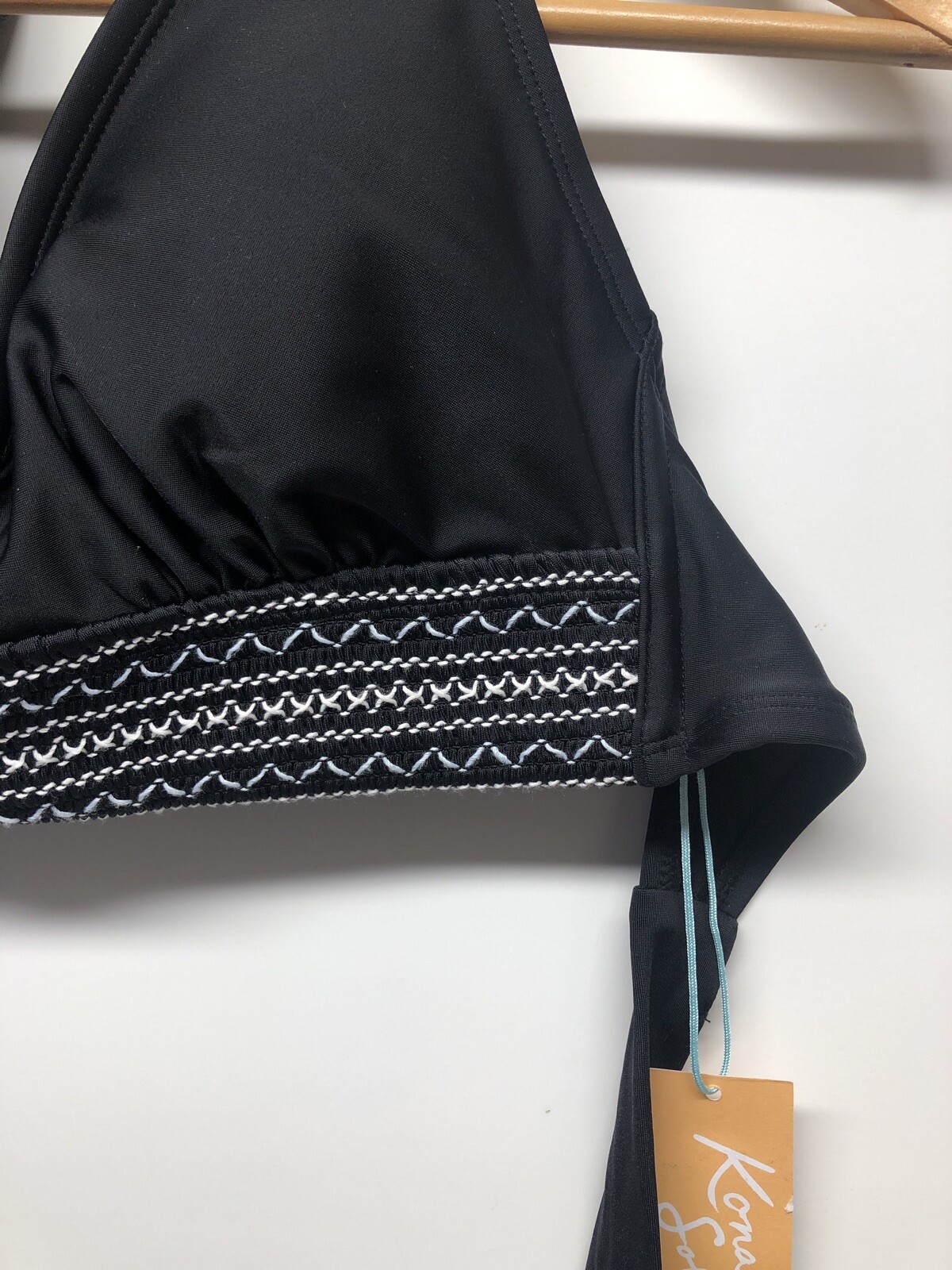 Haut De Bikini Kona Sol Noir - Taille M - Neuf Avec étiquettes