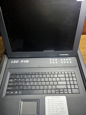MT-Viki 8 Port Rack KVM Switch VGA with LCD Monitor Console