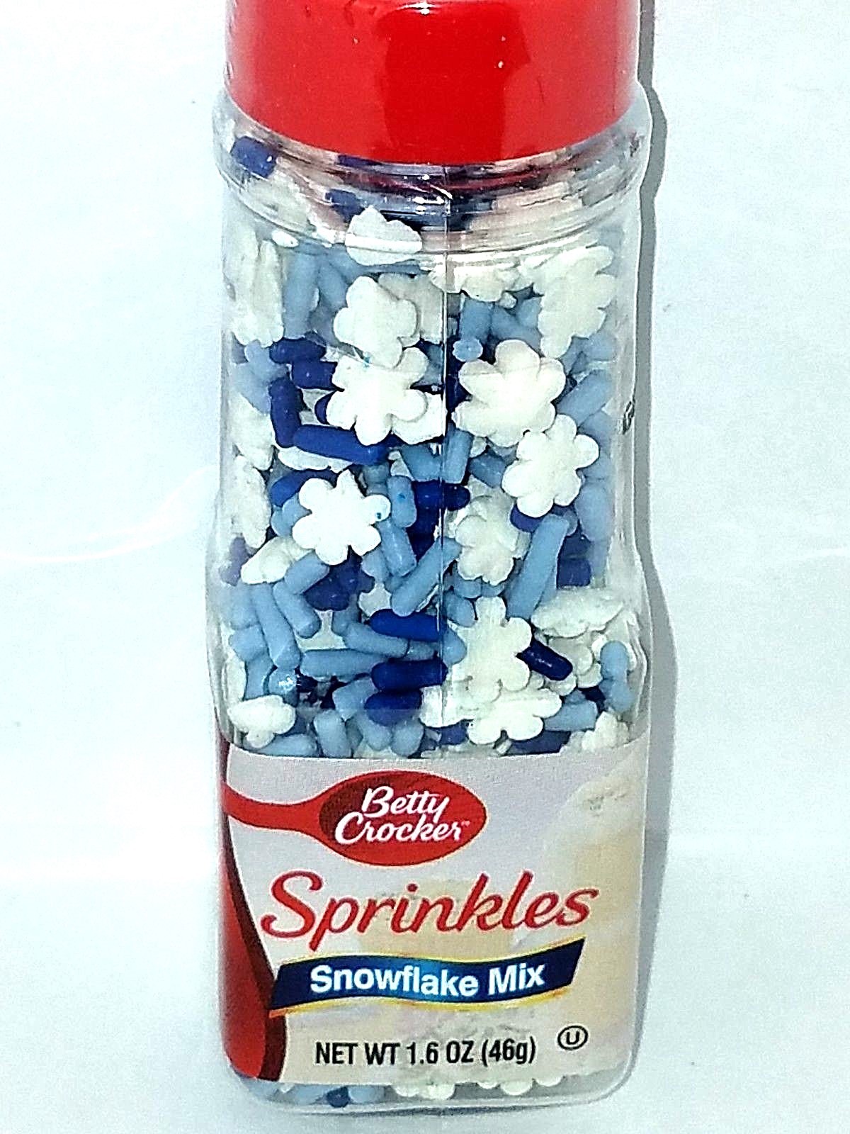 Betty Crocker Sprinkles Candy Snow Flake Mix Blue and White 1.6 ounce Bottle