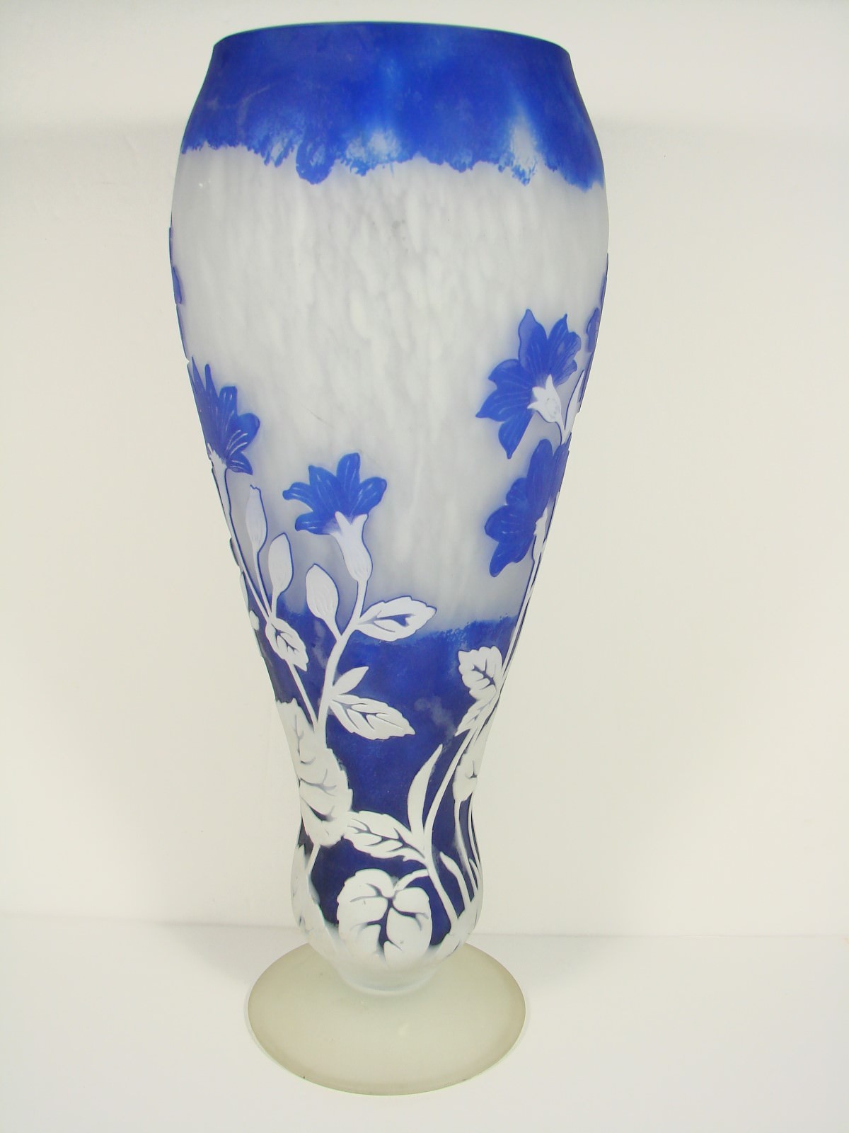 SHANNON OF IRELAND CUT ART GLASS,CASED GLASS OF BLUE AND CLEAR..EXTRAORDINARY !