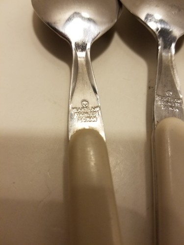 Set Of 8 International Heartland Teaspoons