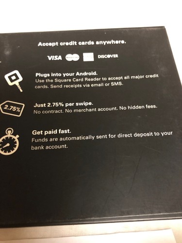 NIB Square card reader. Use To Accept All Major CC’s Plug Into Your Android