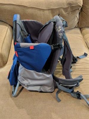 phil&teds parade lightweight backpack carrier