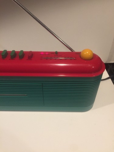 Near Mint Vintage Red/Green Sharp AM/FM Radio Stereo Cassette Recorder QT V40