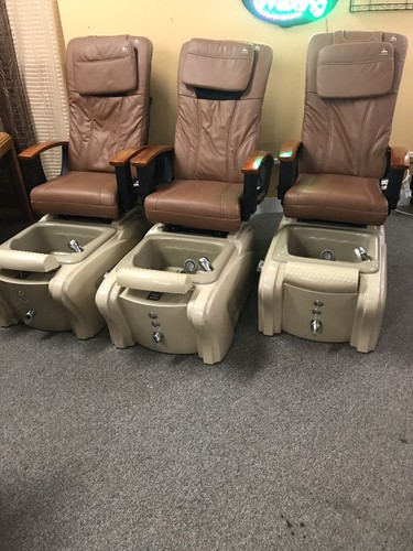 USED Pedicure Spa Chair Nail Salon Massage Chair Divinity (Tested)