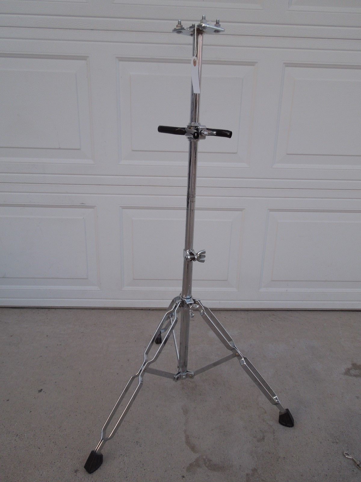 Conga/Bongo drum stand Latin Percussion LP nice and clean