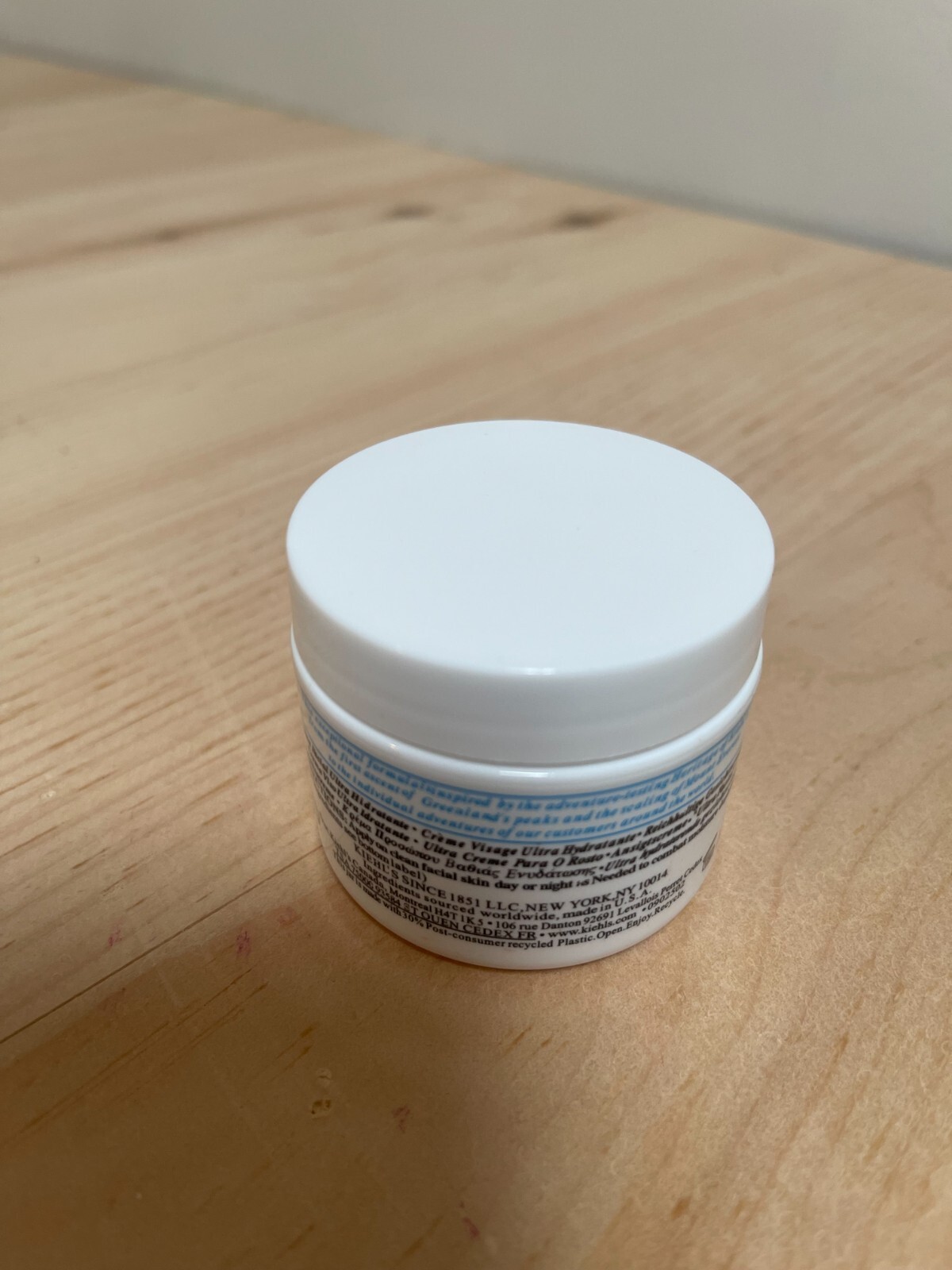 Kiehls Ultra Facial Cream 50ml, Daily Lightweight Hydrating Formula Moisturizer