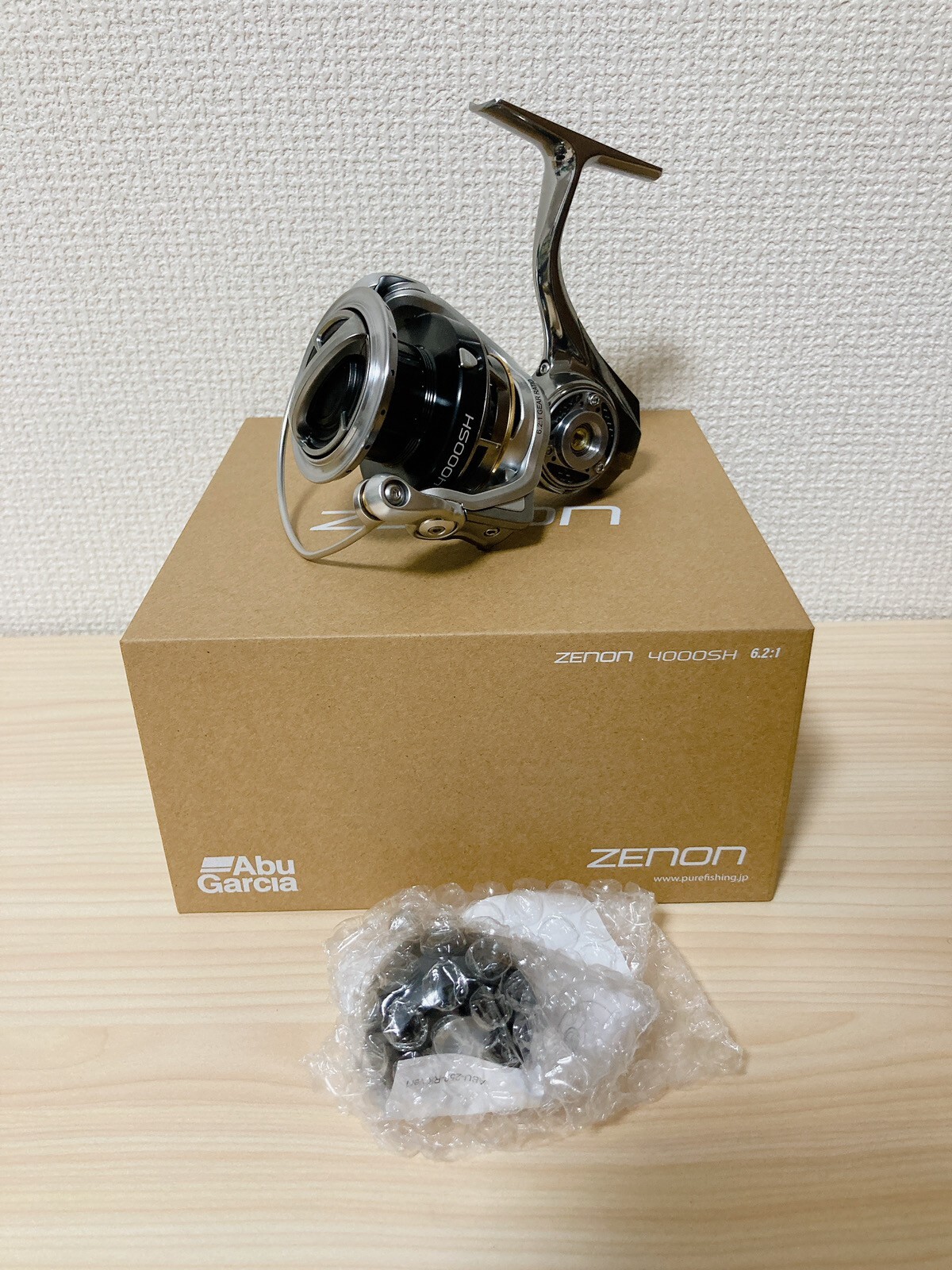 さかなさん専用！！ Abu Garcia Spinning Reel ZENON 4000SH Gear Ratio 6.2:1 IN