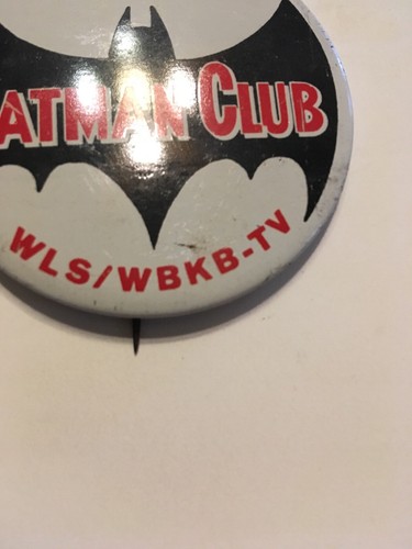 VINTAGE 1960'S BATMAN CLUB RON RILEY’S COLLECTIBLE BUTTON PIN RARE WLS/WBKB-TV