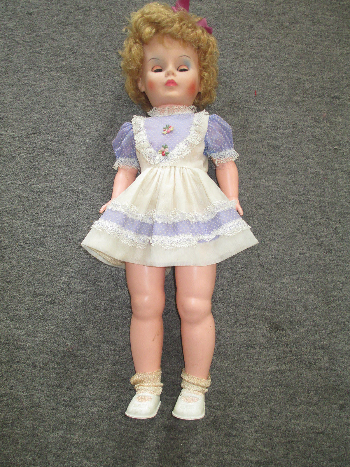* antique doll ୨୧ ストローハットの ペグドールさん antique doll ୨୧ ストローハットの ペグドールさん - メルカリ