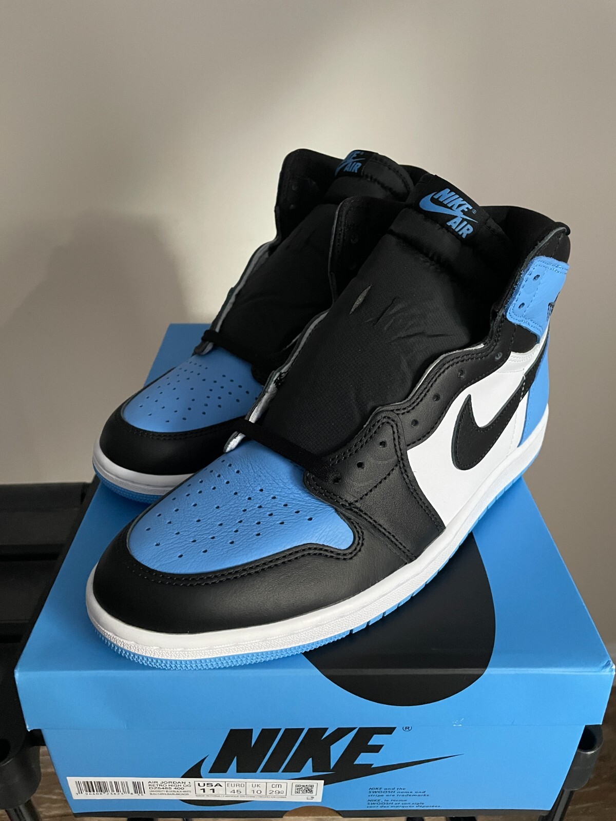 靴 Nike Air Jordan 1 unc toe Nike Air Jordan 1 Retro High OG UNC Toe University Blue TD