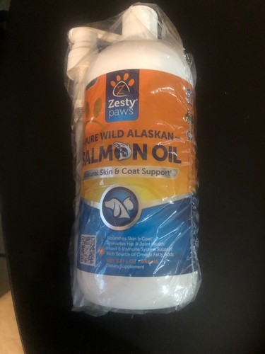 Zesty Paws  Pure Salmon Oil for Dogs and Cats    32 fl oz Exp 11/20